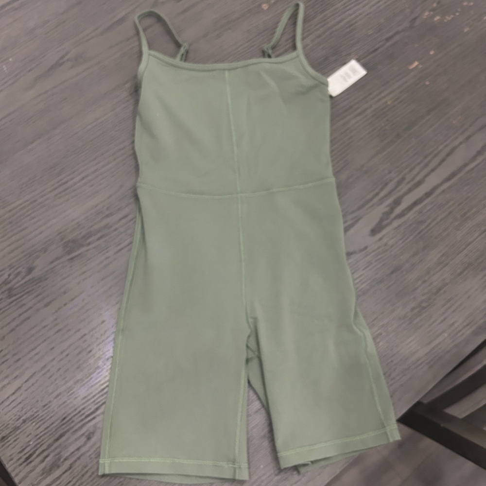 Wilfred Divinity Romper Sage Green XS 7” - Picture 2 of 4